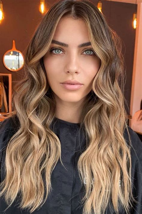 pelo castaño con mechas rubias|mechas rubias de pelo castano.